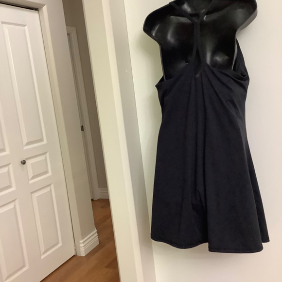 Elegant Black Mini Dress - Picture 2 of 8